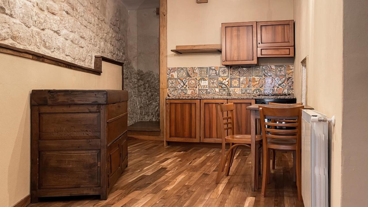 Borgo San Valentino Aparthotel Arrone Εξωτερικό φωτογραφία
